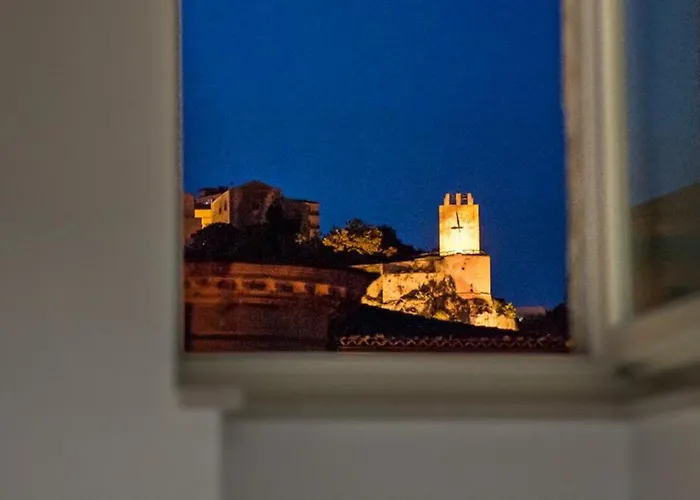 Domus Sbircio *