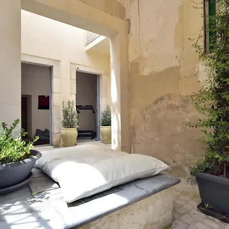 Domus Sbircio'