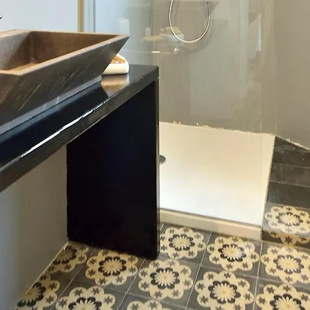 Domus Sbircio Apartment