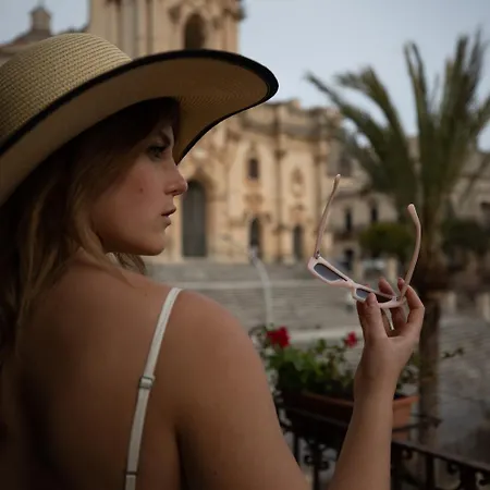 Domus Sbircio Apartamento *