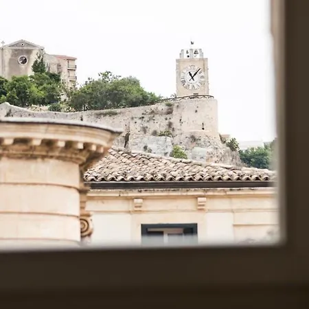 Domus Sbircio